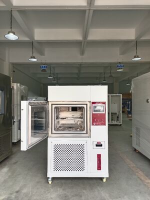 Xenon Arc Weathering Test Chamber with 280 - 3000 nm Spectral Range, 500 - 1200 W/m² Irradiance, and 1800 cm² Effective Exposure Area
