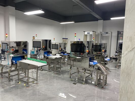 "CE certified metal detector for GMP-compliant"